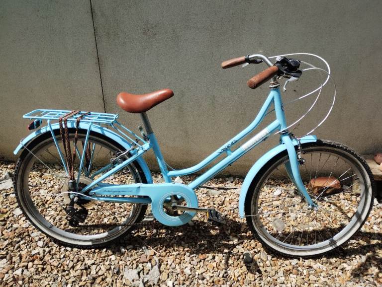 Viking Belgravia Girls Bike 24 inch wheel 13 inch frame
