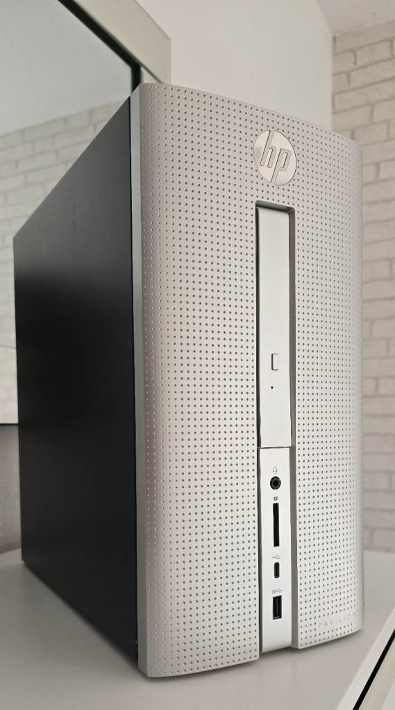 FAST HP i7 Win 11/Office PC - REFURBISHED 