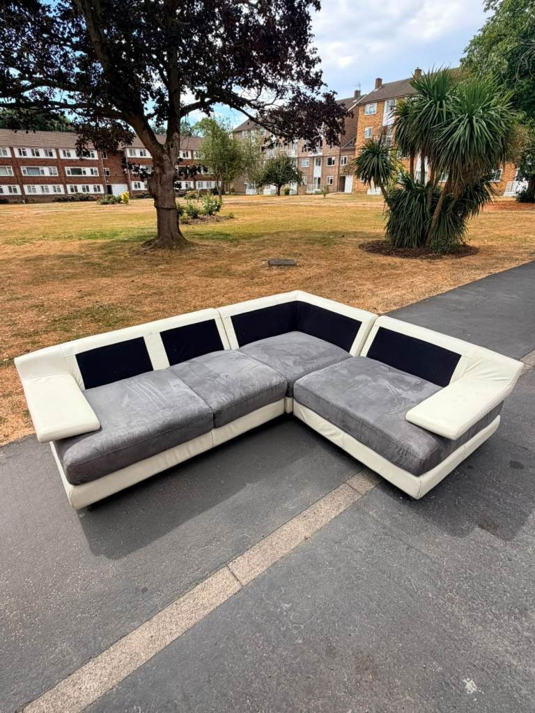 Modern Grey & White Corner Sofa – Large L-Shaped Sofa – Free Delivery