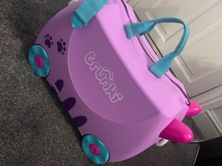 Trunki Cassie Cat 4 Wheel Hard Kids Ride-On Suitcase -Purple