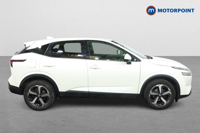 2022 Nissan Qashqai 1.3 DiG-T MH 158 N-Connecta 5dr Xtronic HATCHBACK PETROL Automatic