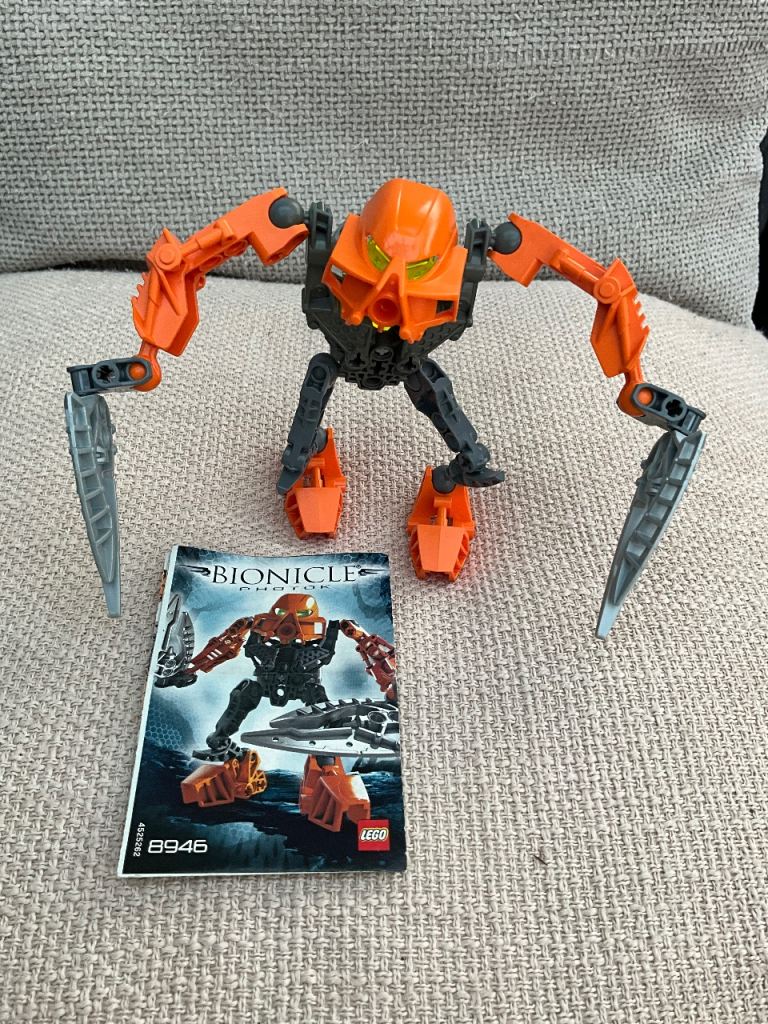 image for LEGO Bionicle Photok 8946, complete with assembly instruction guide.