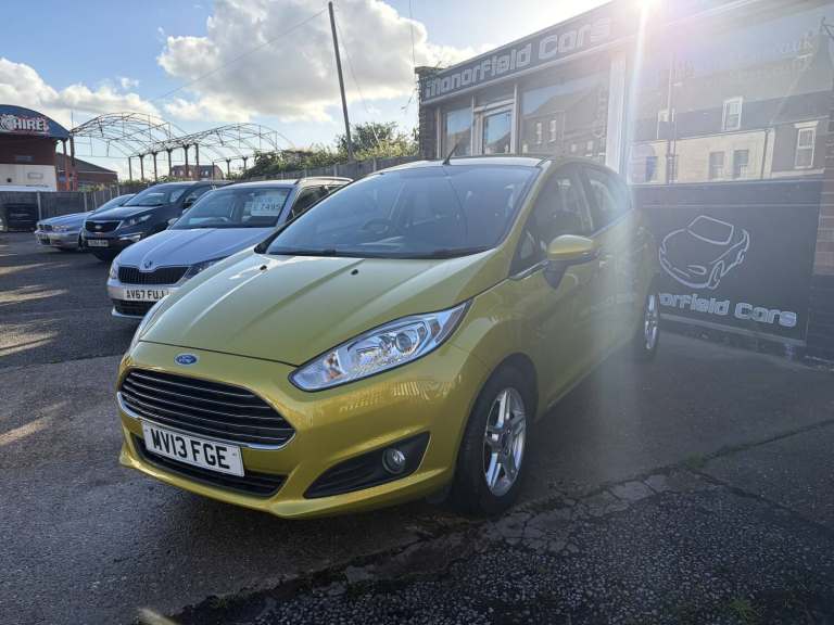 2013 Ford Fiesta 1.3 Zetec Hatchback Petrol Manual