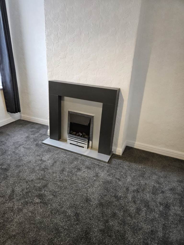 Two bedroom house in excellent condition available for rent in ST1 