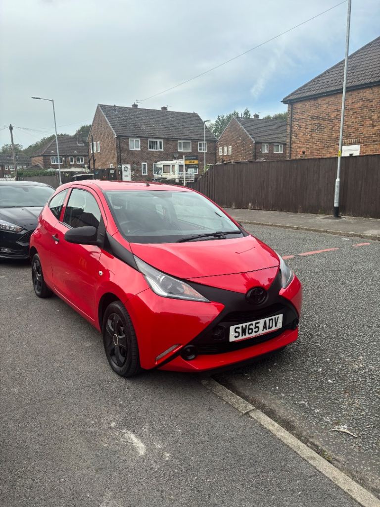 Toyota, AYGO, Hatchback, 2015, Manual, 998 (cc), 3 doors