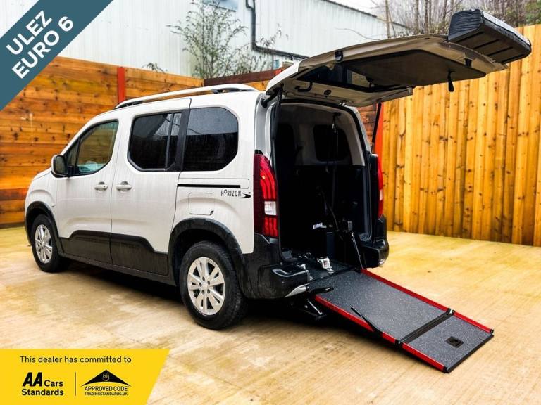 2020 Peugeot Rifter 3 Seat Auto Wheelchair Accessible Disabled Access Vehicle WAV MPV Diesel Auto...