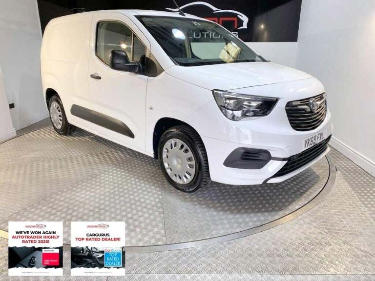 VAUXHALL COMBO 1.5 Turbo D 2000 Sportive L1 H1 Euro 6 (s/s) 4dr 2020