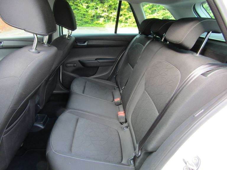 2018 Skoda Fabia 1.0 SE ESTATE EURO6 (s/s) 5DR MANUAL PETROL LEFT HAND DRIVE Estate Petrol Manual