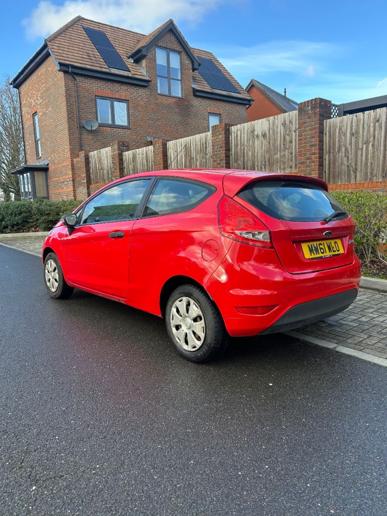 Ford, FIESTA, Hatchback, 2012, Manual, 1242 (cc), 3 doors