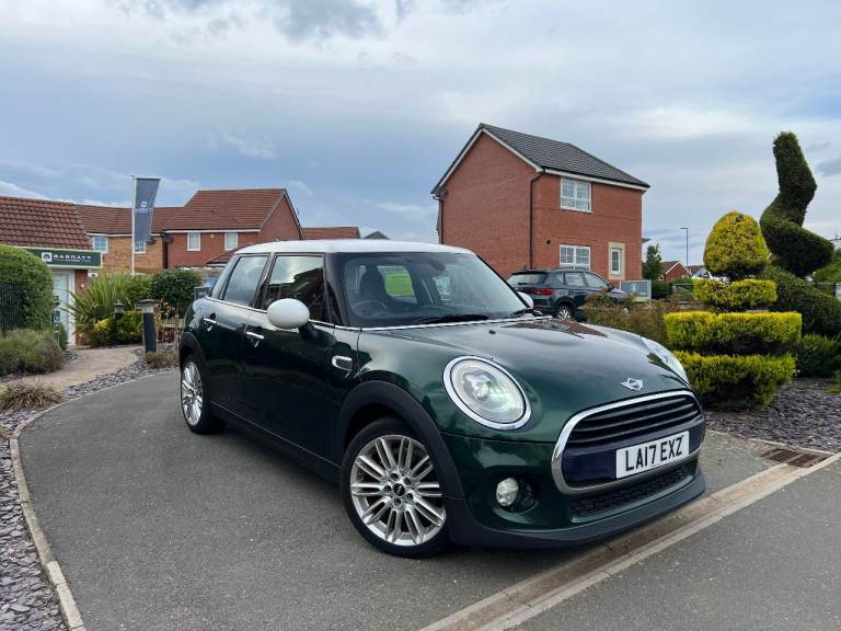 2017 Mini Cooper D HATCHBACK 1.5 Diesel 5dr Chili/Media Pack XL 