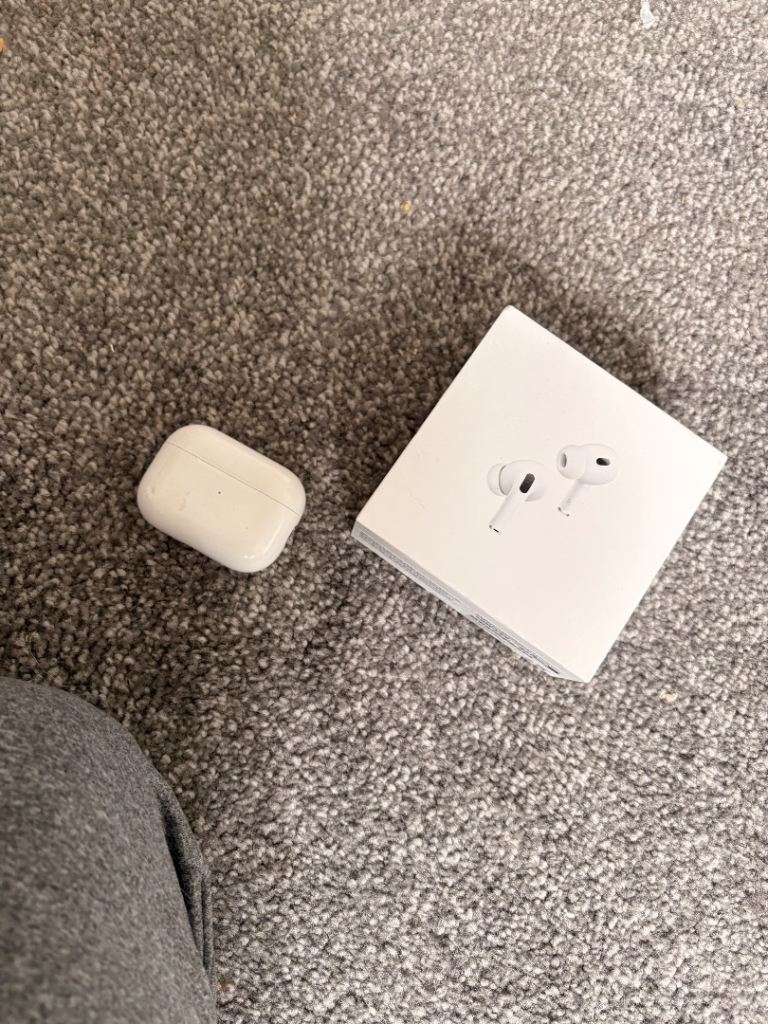 AirPods Pro (2nd gen) 