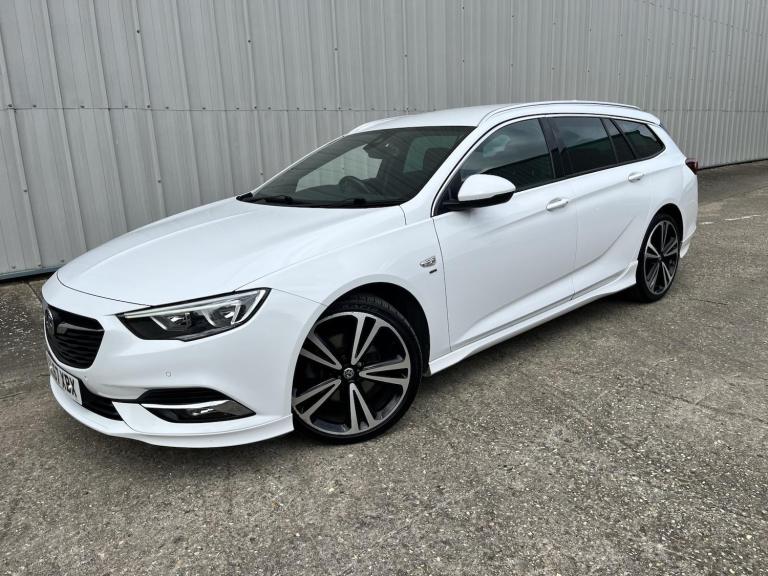 2018 Vauxhall Insignia 2.0 Turbo D BlueInjection SRi VX Line Nav Sports Tourer 5dr Diesel Manual ...