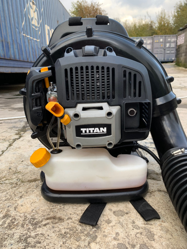 Leaf Blower, Petrol, Backpack, 2 Stroke, TITAN 52cc Professional Model, Last One, As NEW!