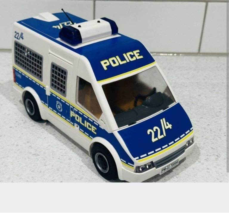 Playmobil City Action Police van 