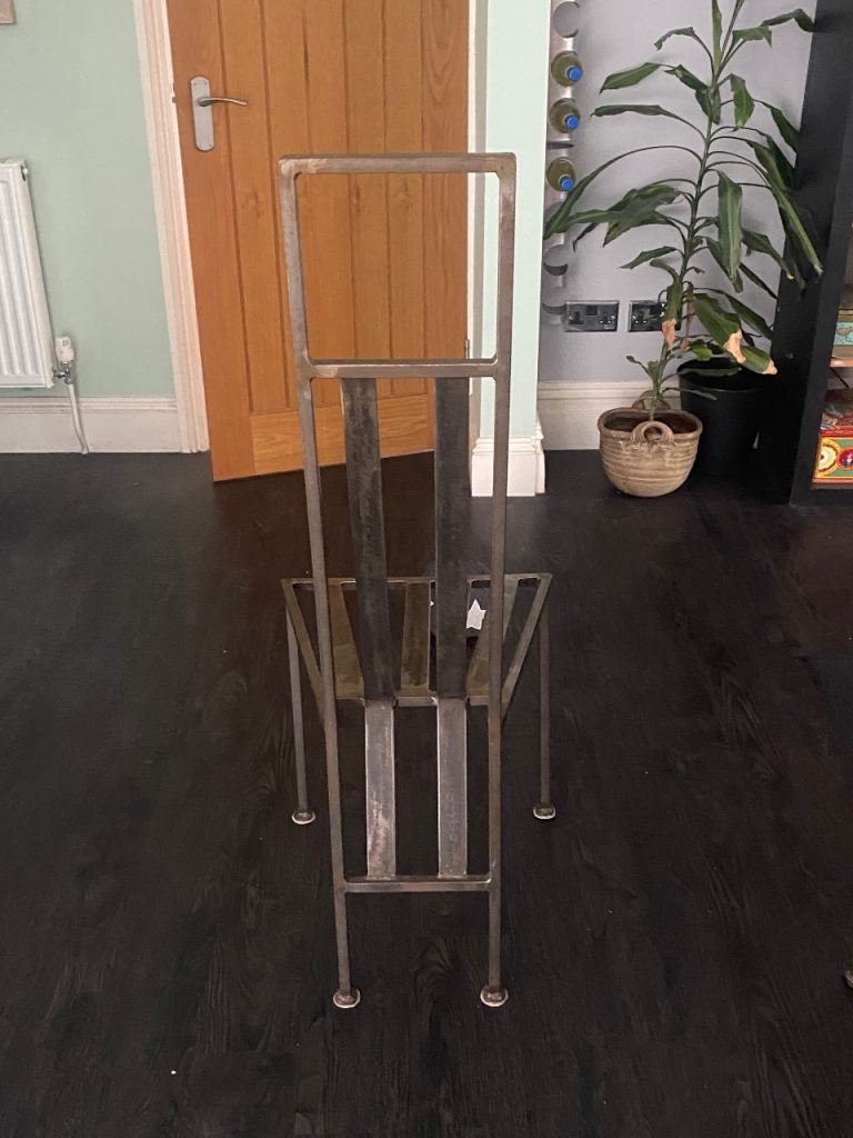 Set of 8 vintage industrial iron/Metal Dining Chairs - Silver, Good Condition