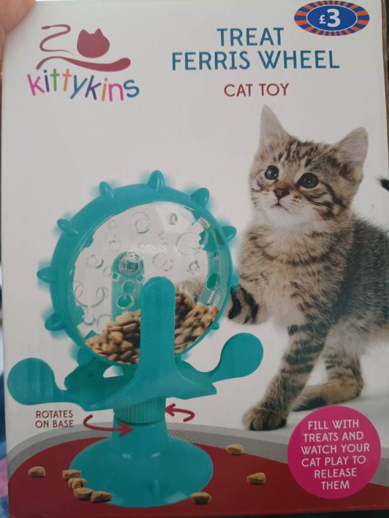 Cat treat toy