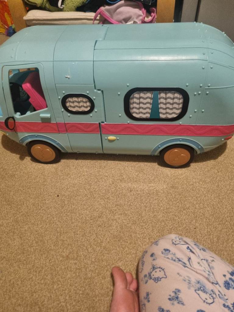 LOL Surprise Campervan, including dolls and accessories 