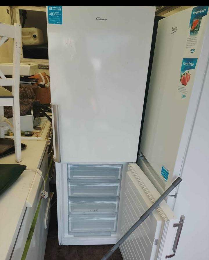 ⭐ AMAZING VALUE! Candy Fridge Freezer  50/50 Design | Plenty of Storage | Great Condition