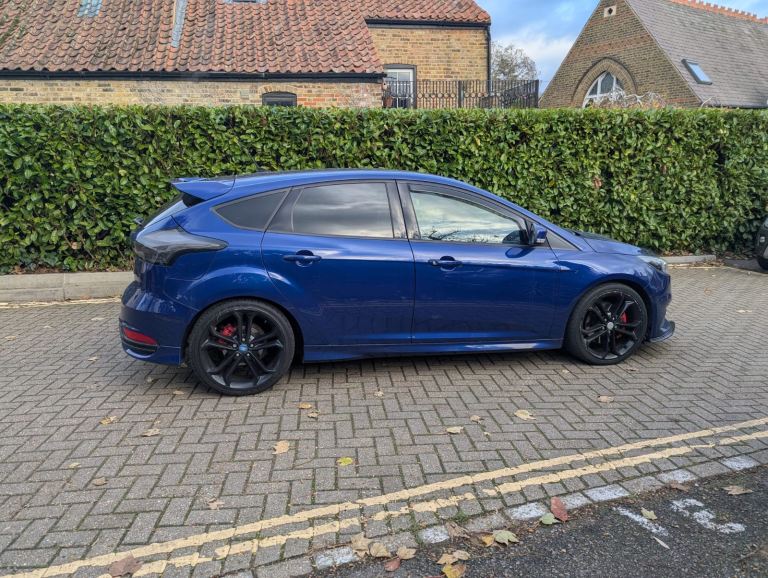 Ford, FOCUS, Hatchback, 2015, Manual, 1997 (cc), 5 doors