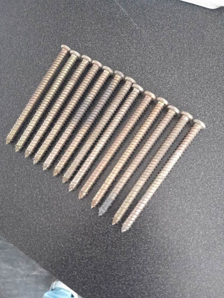 13 x HUS H8 X 100mm Long Self Tapping Concrete Anchor
