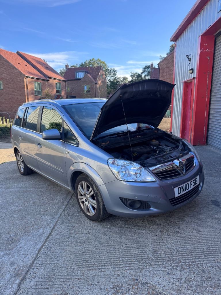 Vauxhall, ZAFIRA, MPV, 2010, Manual, 1686 (cc), 5 doors