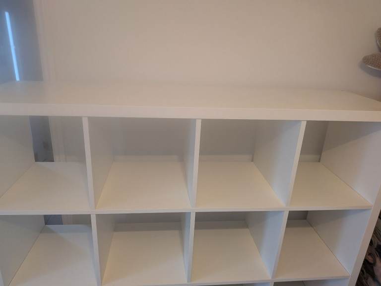 16 cube IKEA Kallax 