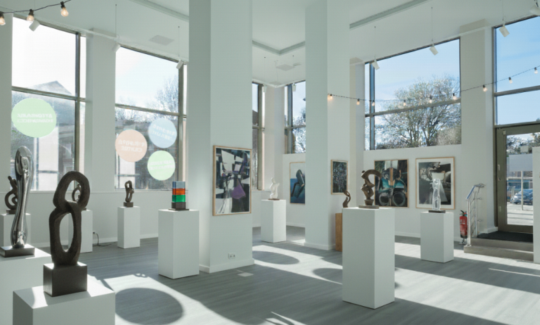 Bright Corner Commercial Unit – 1,113 sq ft | New Cross | Class E 