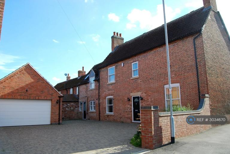 4 bedroom house in Main Road, Nottingham, NG12 (4 bed) (#3034670)