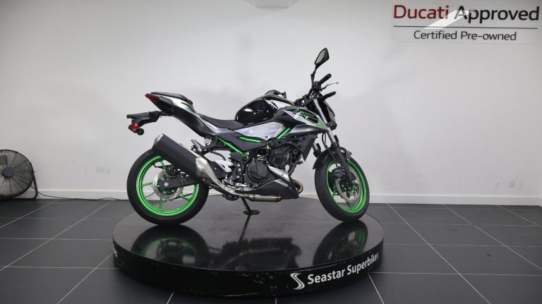 KAWASAKI Z500 SE NEW - MY25 - 0 MILES