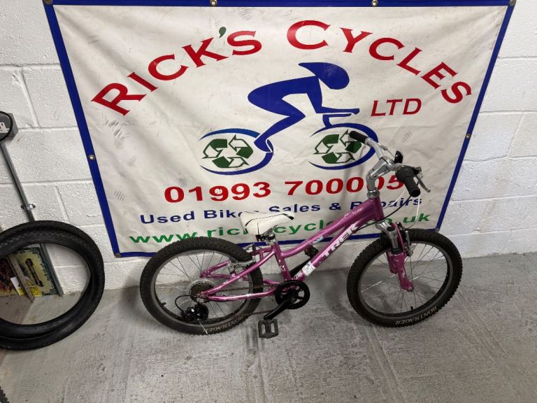 Trek MT60 20” Wheel Girls Bike. £85. Serviced! 