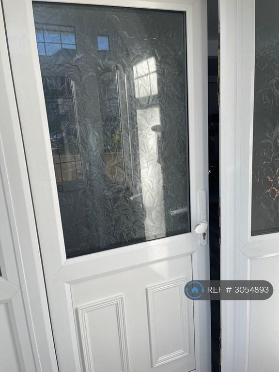 3 bedroom house in Dovedale Avenue, Ilford, IG5 (3 bed) (#3054893)