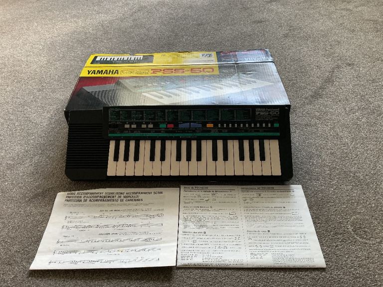 Yamaha PSS-50 Electronic Keyboard with Original Box