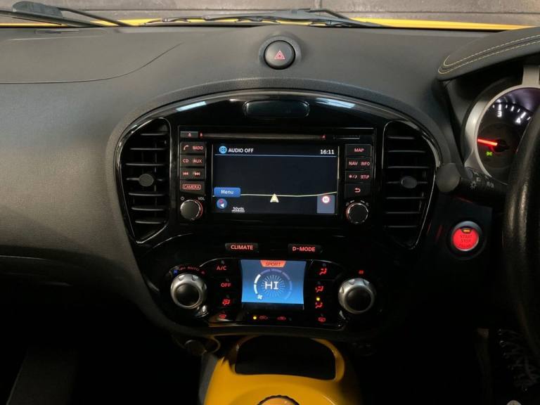 2016 Nissan Juke 1.5 dCi Tekna SUV 5dr Diesel Manual Euro 6 (s/s) (110 ps) HATCHBACK Diesel Manual