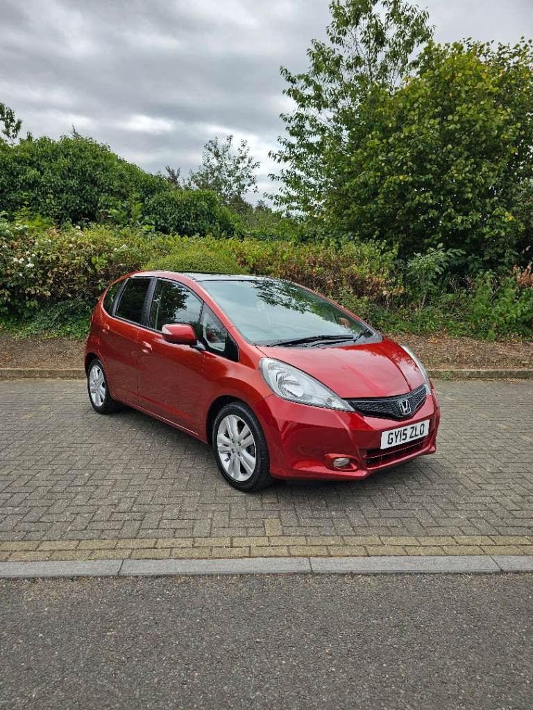 Honda JAZZ Hatchback 2015 cvt automatic 1339 (cc) 5 doors