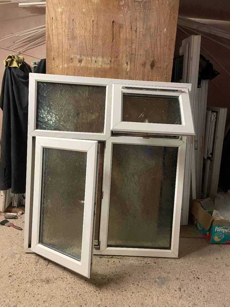 H 128 x W 114 cm - UPVC DOUBLE GLAZED WINDOW- OBSCURE GLASS (REF: MJ298)