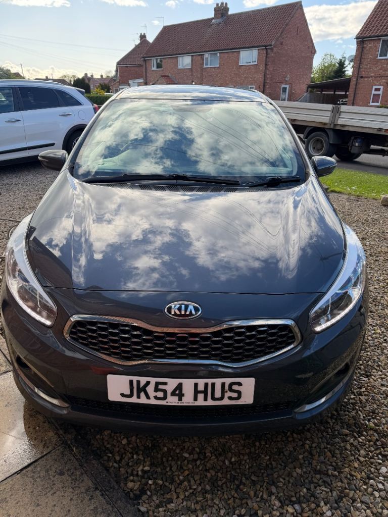 2017 Kia Ceed · Hatchback