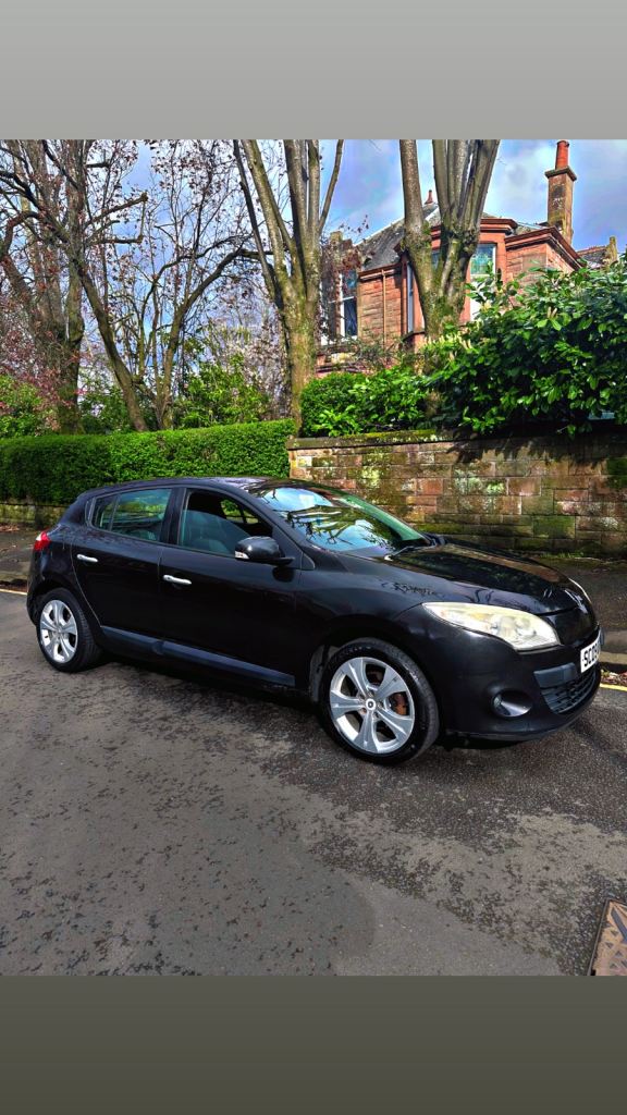 2009 RENAULT MEGANE DCI 1.5 DIESEL MOT SEPTEMBER £35 ROAD TAX STARTS N DRIVES GREAT