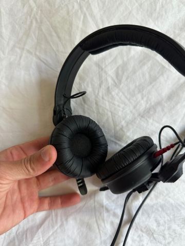 SENNHEISER GD25 70Ω Sennheiser HD 25 70Ω Headphones – Black, Good Condition, £45.00
