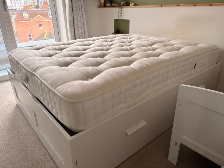 Harrison Spinks King Size Mattress – Premium, Reversible Summer/Winter, Good Condition