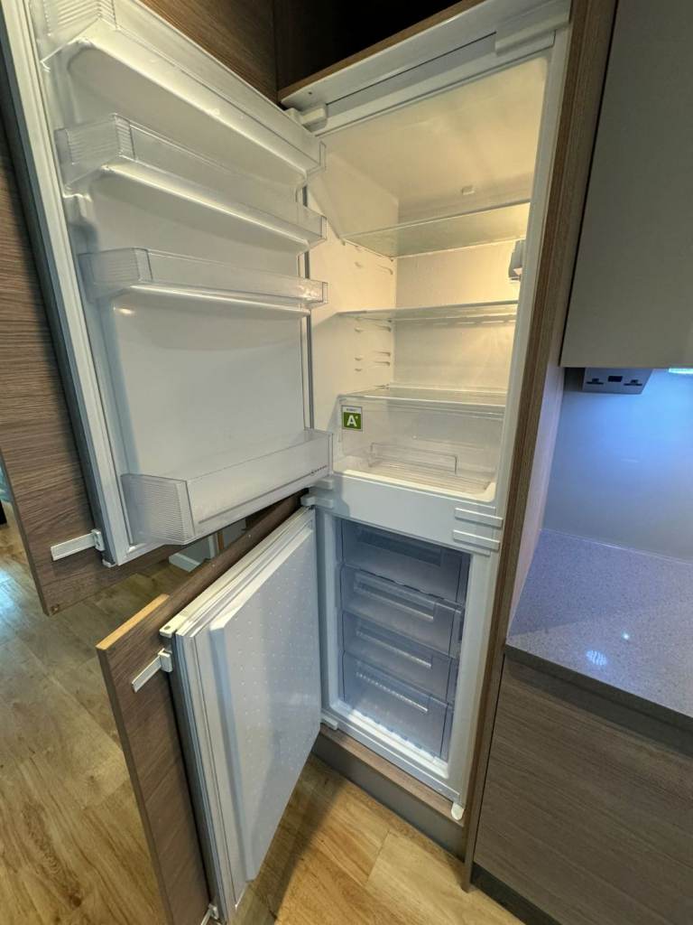 New build 1 bedroom flat 