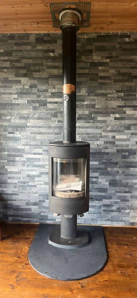 Dovre Astro Flame multifuel 