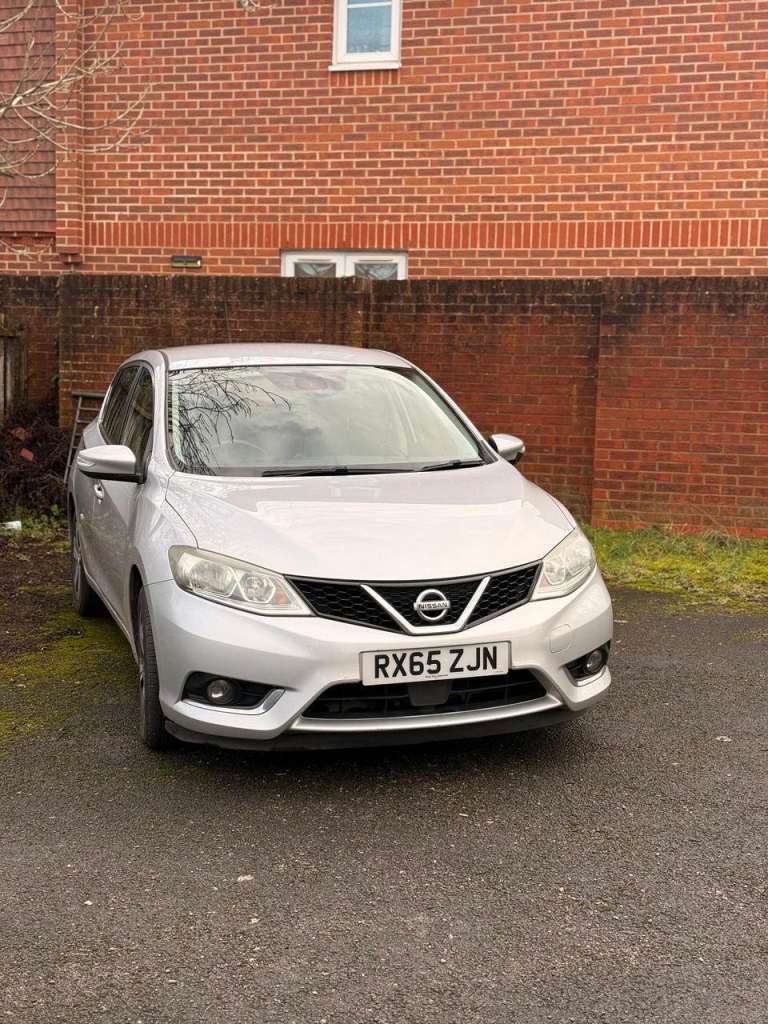 Nissan, PULSAR, Hatchback, 2015, Manual, 1197 (cc), 5 doors