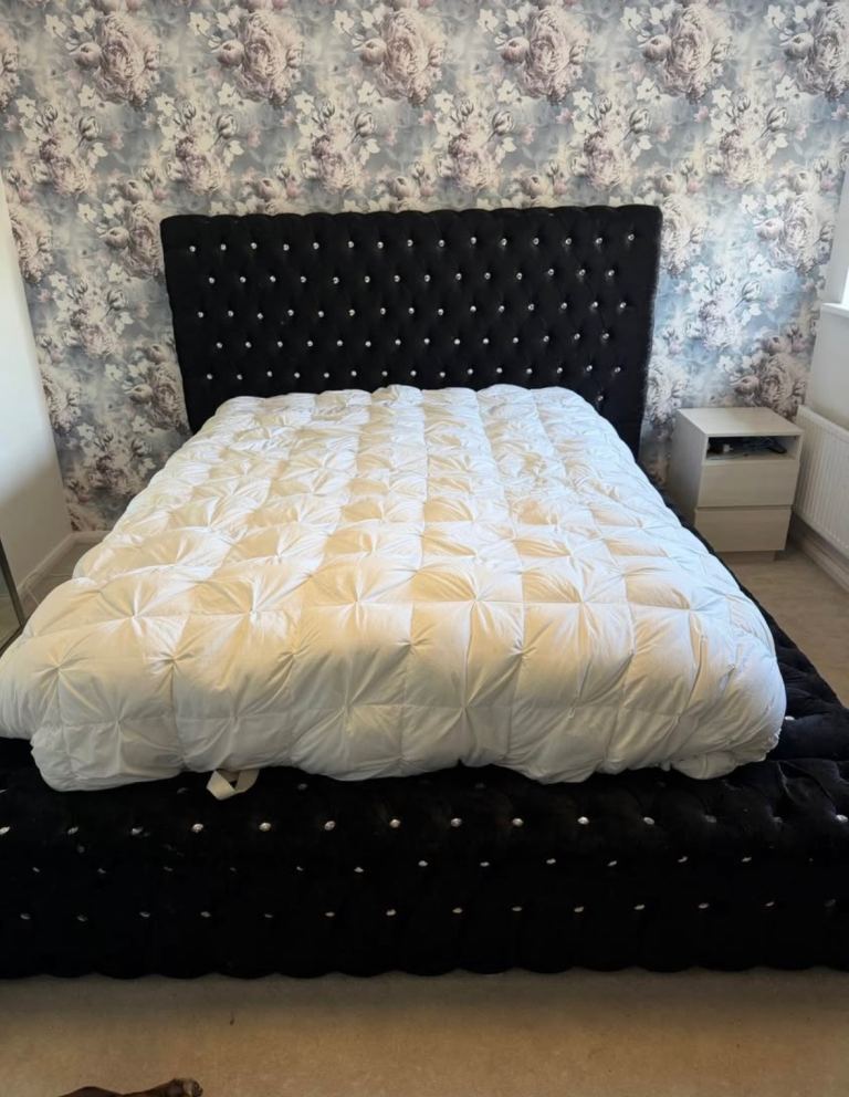 King size ambassador bed