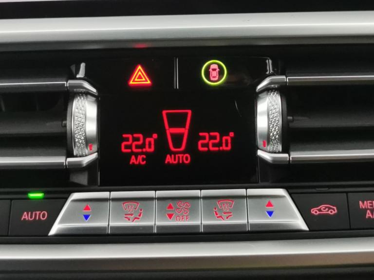 2021 BMW 3 Series 2.0 330e 12kWh M Sport Saloon 4dr Petrol Plug-in Hybrid Auto Euro 6 (s/s) ( Sal...