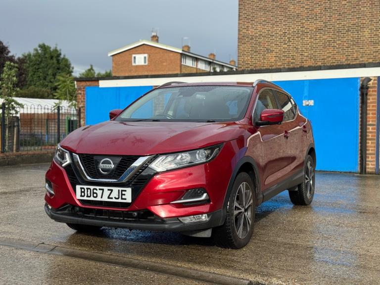 2017 Nissan Qashqai 1.2 DiG-T N-Connecta 5dr HATCHBACK Petrol Manual