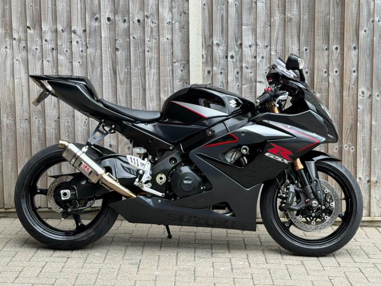 SUZUKI GSXR 1000 K6 2006 (06) SUPER SPORT + LOW MILES + STUNNING EXAMPLE