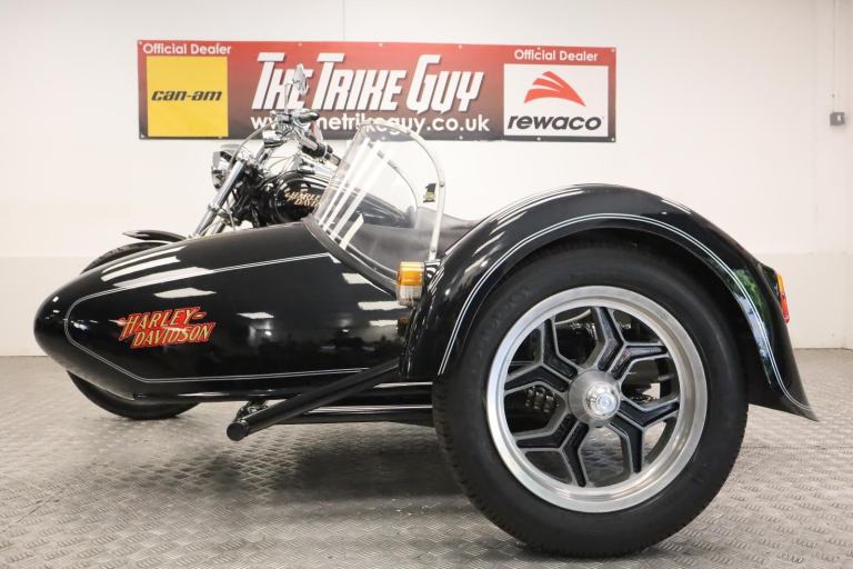 2005 Harley-Davidson FXDL Sidecar Outfit- 7600 Miles