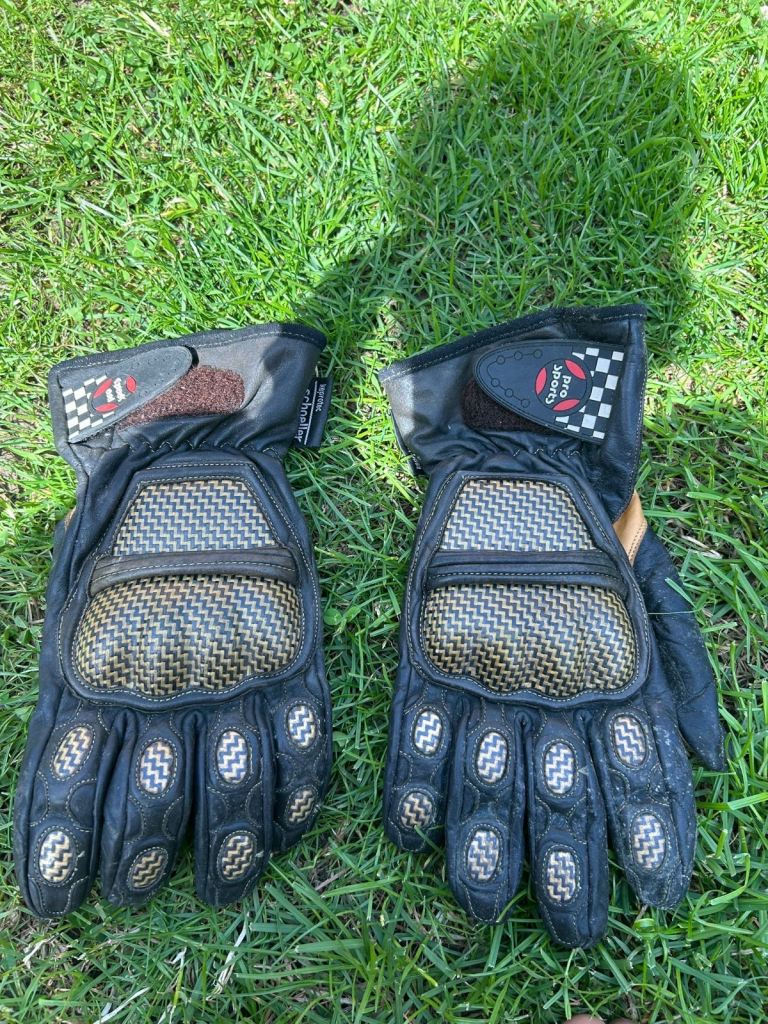 Motorbike gloves 