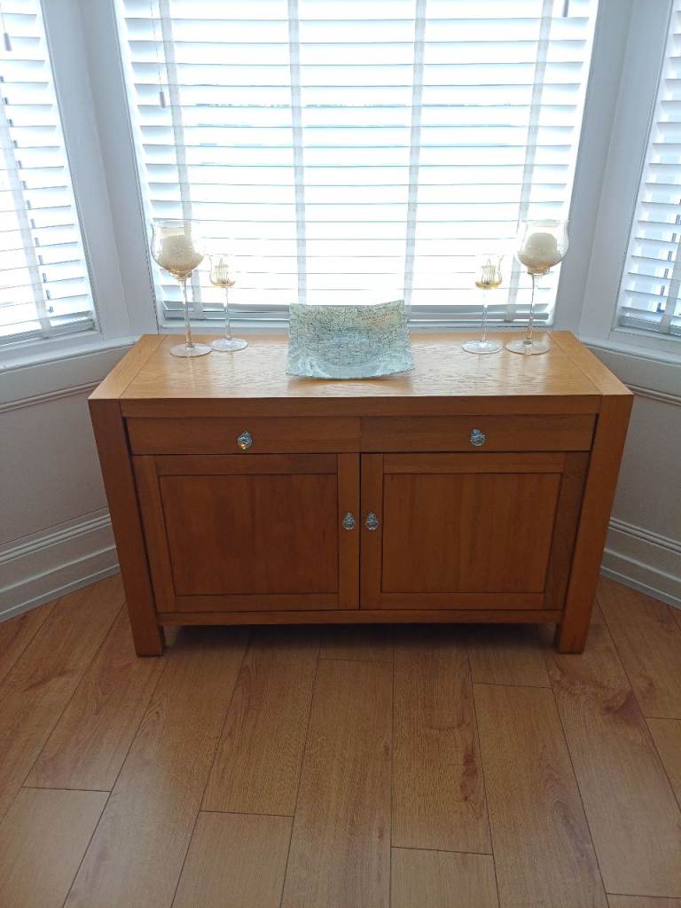 OAK 2 DOOR 2 DRAWER UNIT 