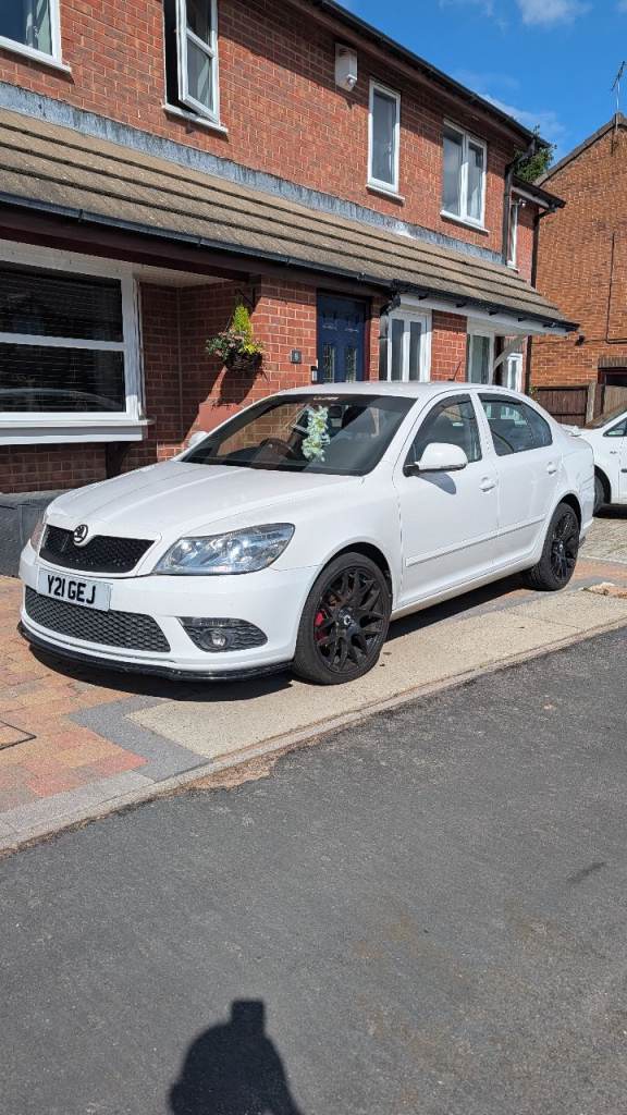 Skoda, OCTAVIA, Hatchback, 2012, Manual, 1968 (cc), 5 doors